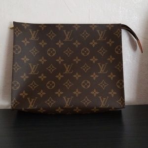 Brand New Louis Vuitton Toiletry 26 Monogram
